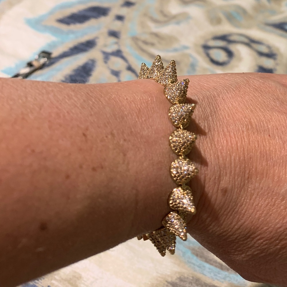 Unique gold plated crystal bracelet
